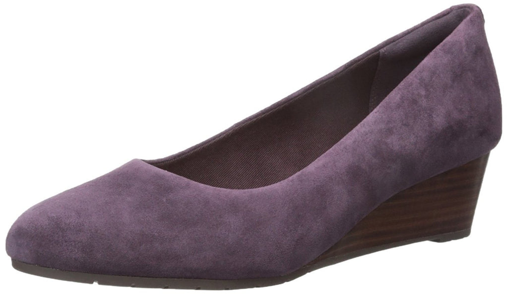 Clarks women's vendra deals bloom wedge pump