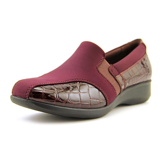 Clarks Women's Gael Beam Loafer