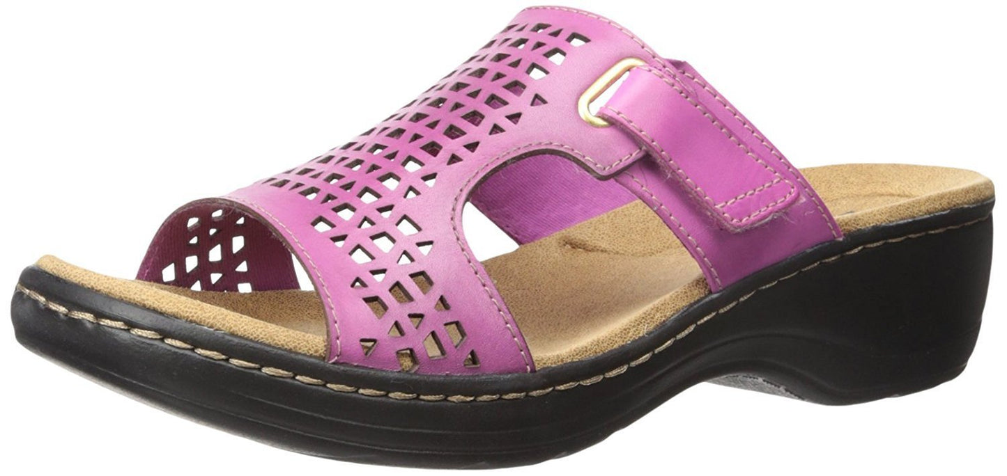 Clarks Women's Hayla Samoa Wedge Sandal