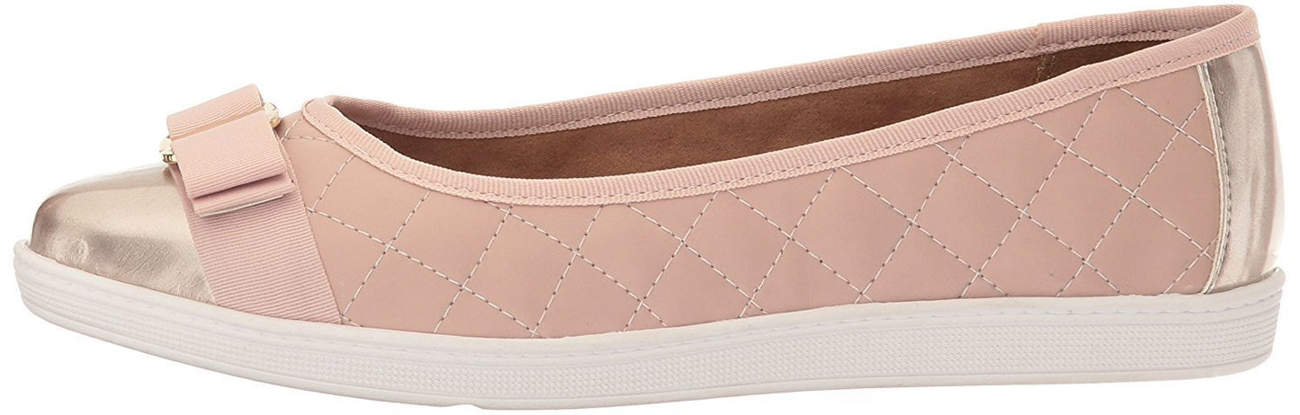 Soft Style by Hush Puppies Women's Faeth Flat