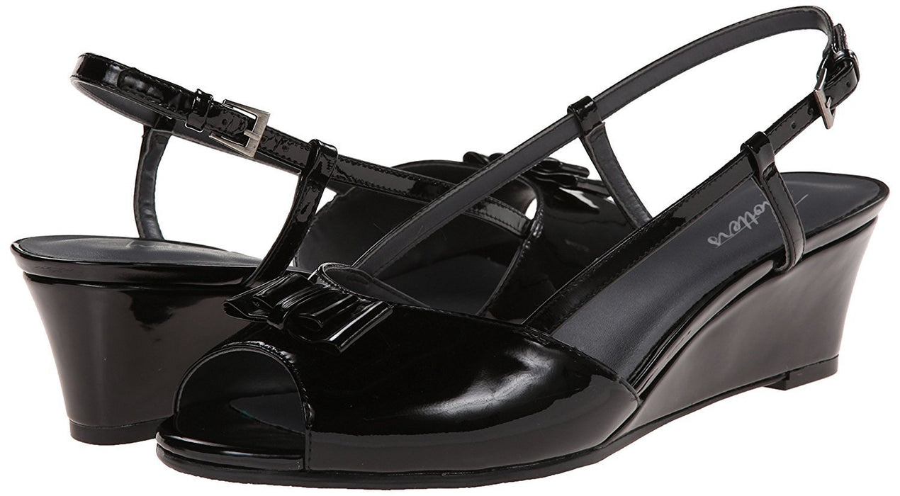 Trotters Women's Milly Wedge Sandal