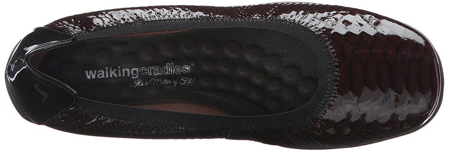 Walking Cradles Women's Alias Flat